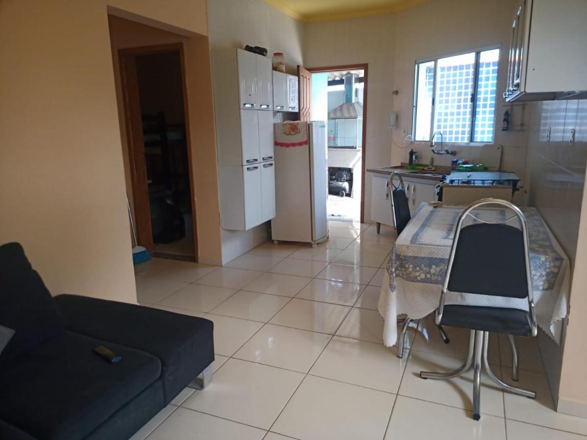 Casa Com Piscina , Churrasqueira, Wi-Fi, Em Rua De Areia A 1Km Da Praia, Bairro Sussegado, Proibido Uso De Som Extremamente Alto Ideal Para Descansar Itanhaém 外观 照片